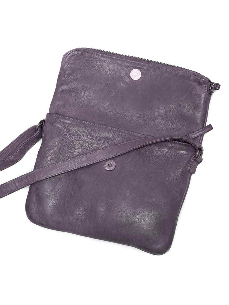 Sticks and Stones - Umschlagtasche Rosebery Bag - Vintage Violet aufgeklappt