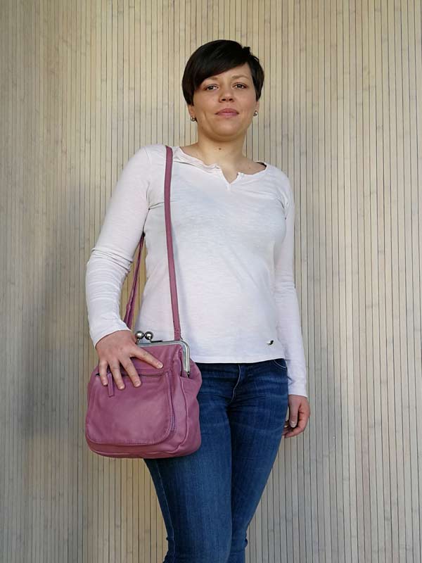 Sticks and Stones - Bügeltasche Lyon Bag als Schultertasche