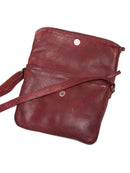 Sticks and Stones - Ledertasche Rosebery Bag - Red aufgeklappt