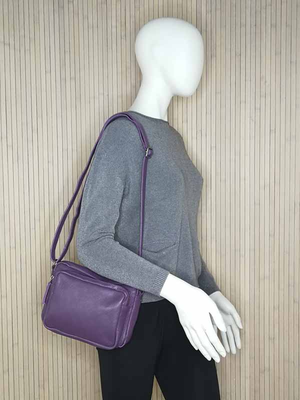 Sticks and Stones - Ledertasche Toscana Bag - Royal Purple als Schultertasche